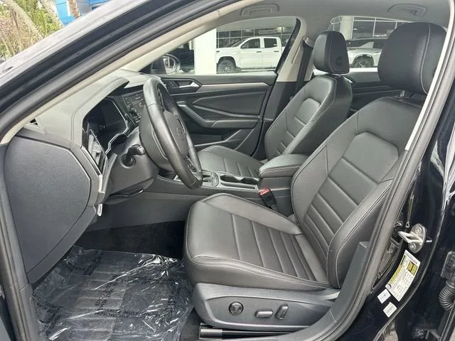 2024 Volkswagen Jetta SE photo 30