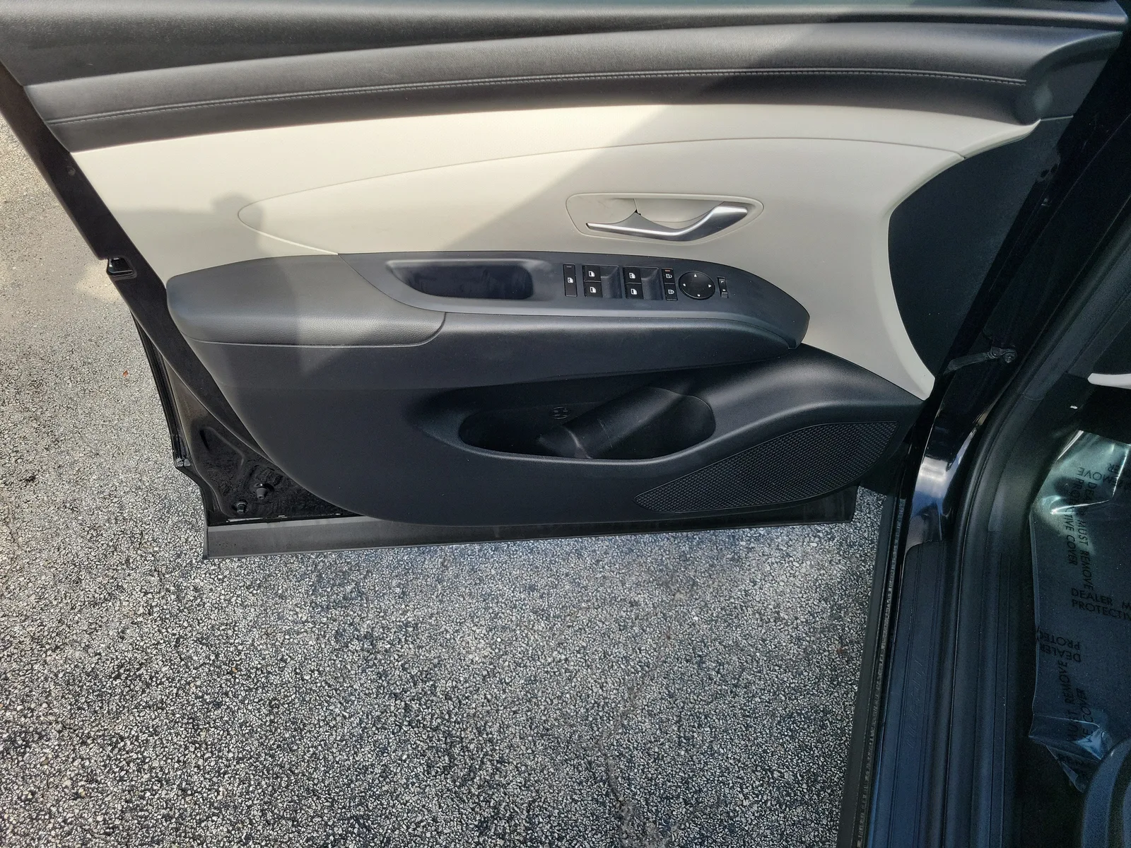 2025 Hyundai Tucson SE photo 22