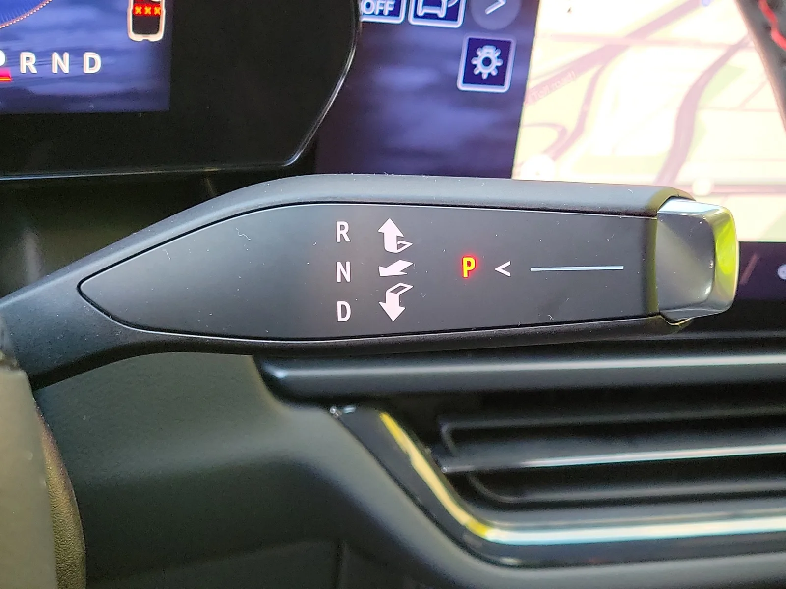 2024 Chevrolet Equinox EV RS photo 33