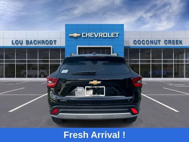 2024 Chevrolet Trax LT photo 7