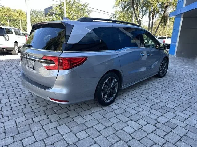 2024 Honda Odyssey Elite photo 38