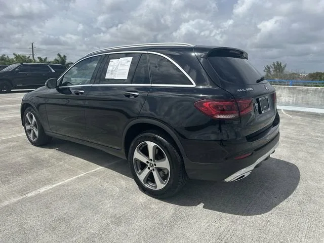 2022 Mercedes-Benz GLC GLC 300 photo 17