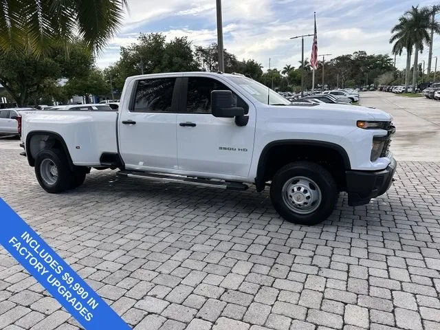 2026 Chevrolet Silverado 3500 HD WT DRW photo 15