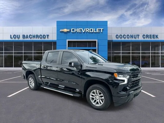 2024 Chevrolet Silverado 1500 RST photo 2