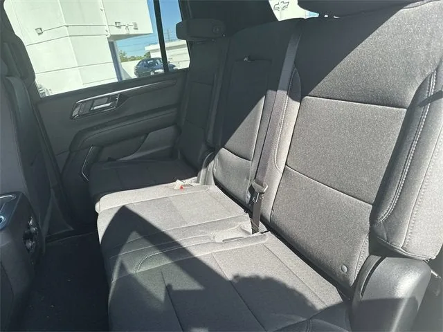 2026 Chevrolet Suburban LS photo 24