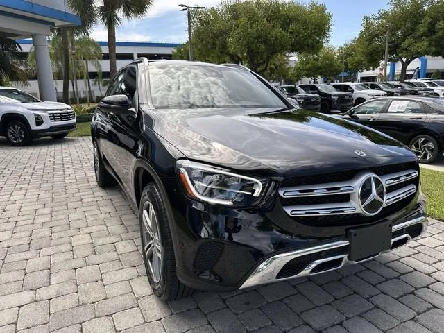 2022 Mercedes-Benz GLC GLC 300 photo 17