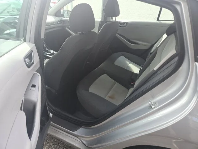 2020 Hyundai Ioniq Hybrid Blue photo 16