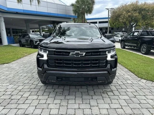 2024 Chevrolet Silverado 1500 RST photo 19