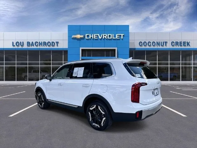 2023 Kia Telluride S photo 6