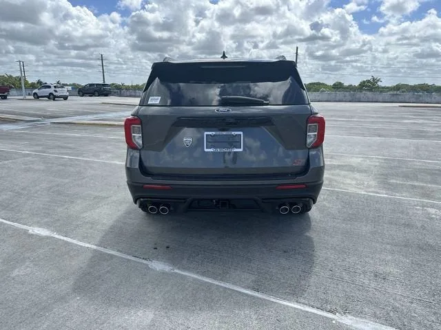 2020 Ford Explorer ST photo 37