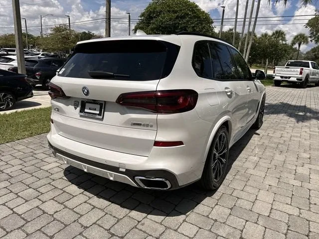 2022 BMW X5 xDrive45e photo 37
