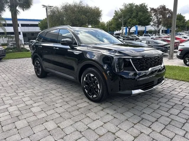 2026 Kia Sorento S photo 16