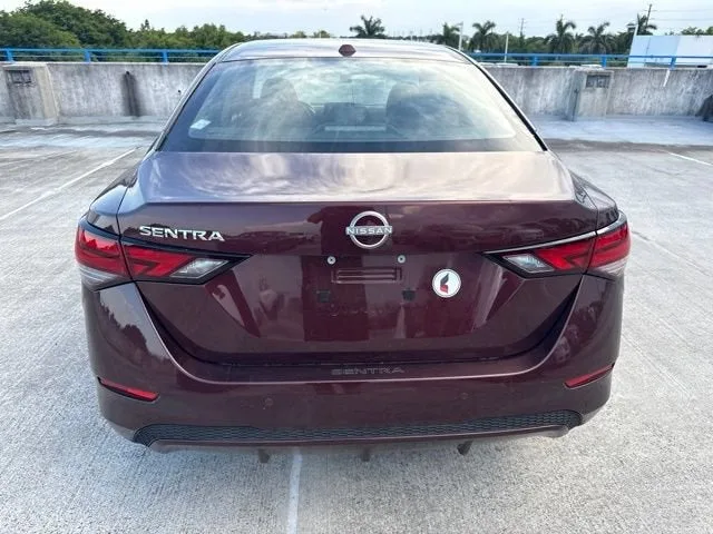 2025 Nissan Sentra SV photo 19