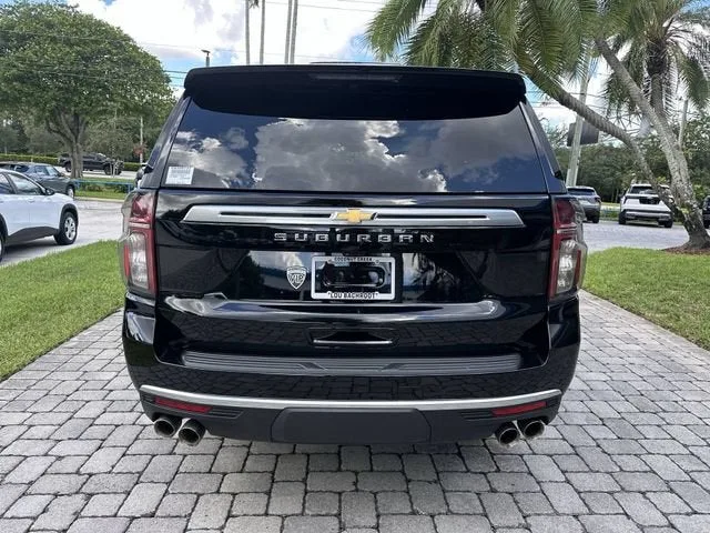2024 Chevrolet Suburban High Country photo 36