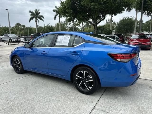 2025 Nissan Sentra SV photo 14