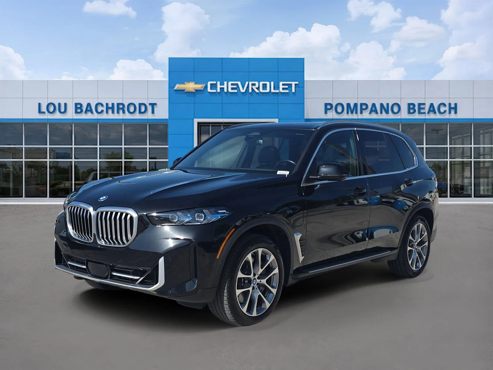2025 BMW X5 xDrive50e photo 3