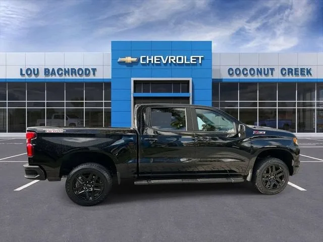 2024 Chevrolet Silverado 1500 LT Trail Boss photo 9