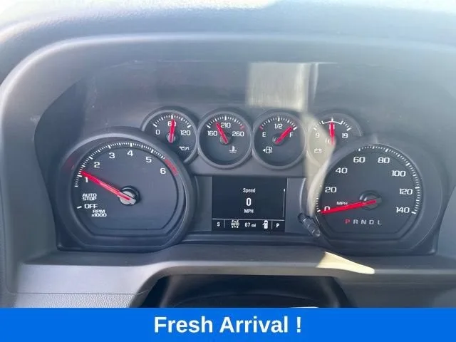 2025 Chevrolet Silverado 1500 WT photo 3