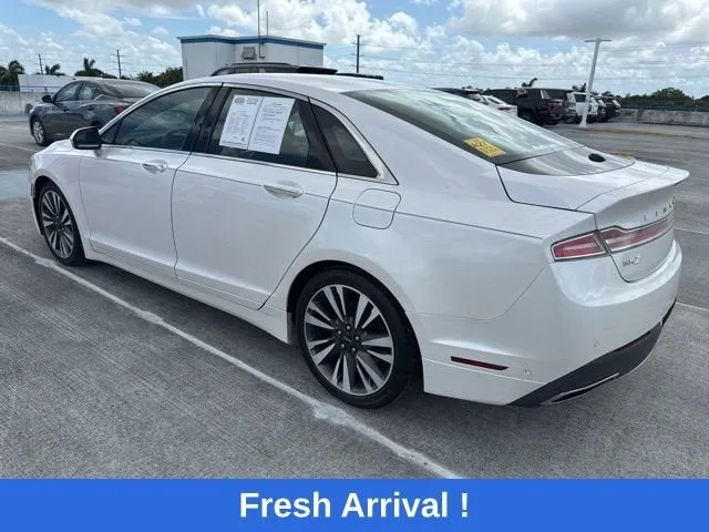 2020 Lincoln MKZ Reserve photo 14