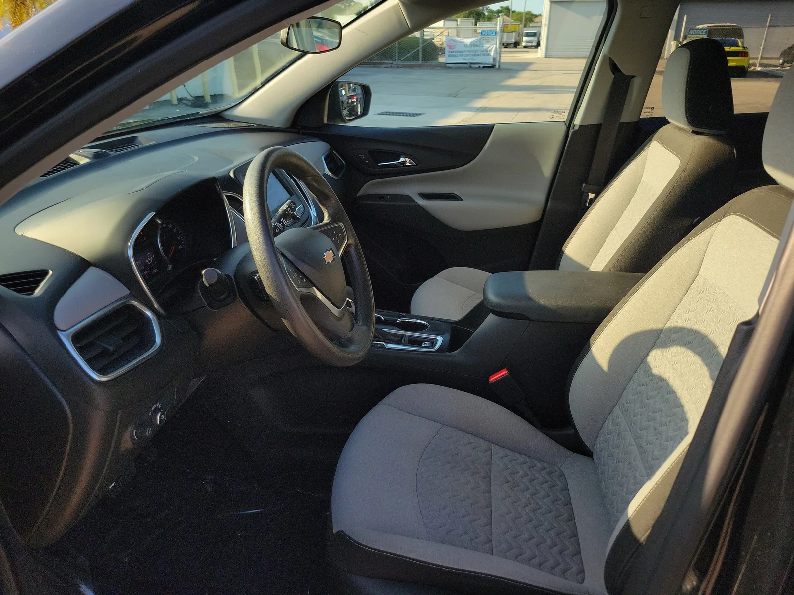 2022 Chevrolet Equinox LT photo 20