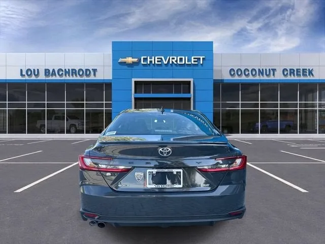 2025 Toyota Camry LE photo 7