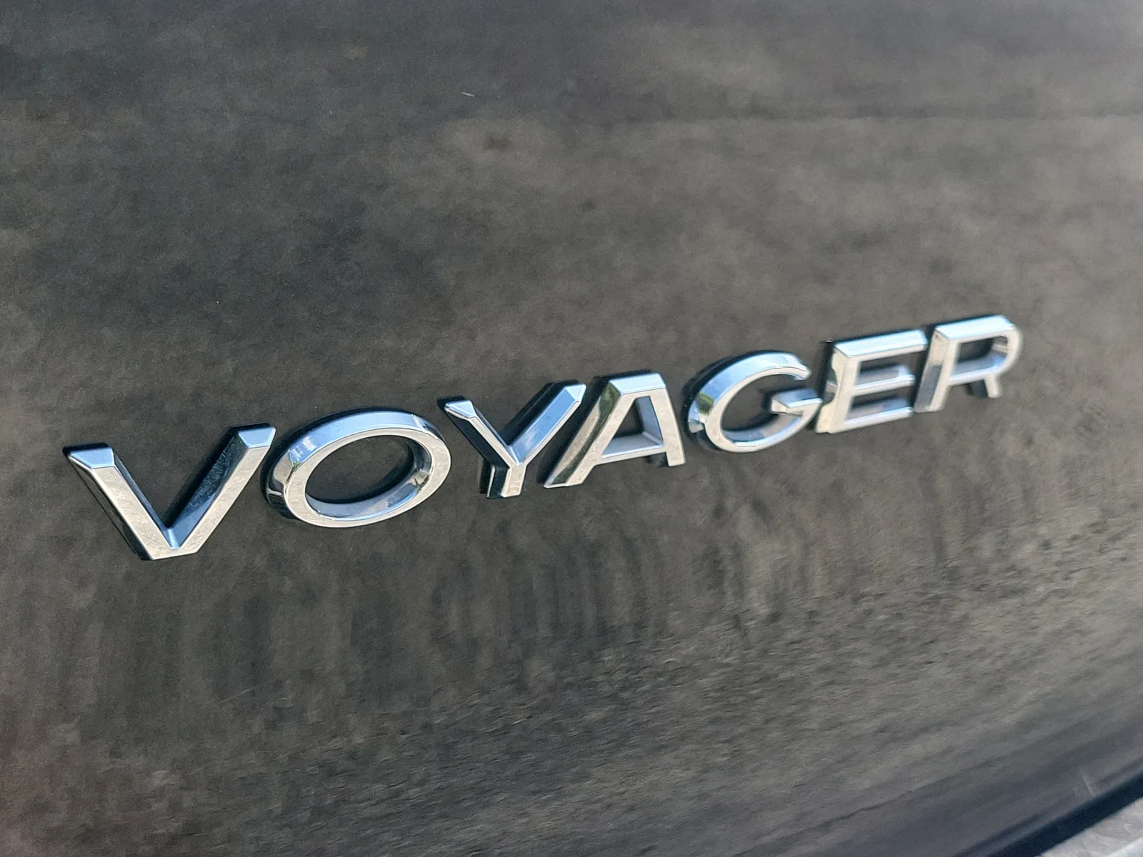 2023 Chrysler Voyager LX photo 11