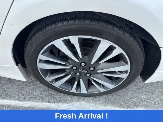 2020 Lincoln MKZ Reserve photo 17
