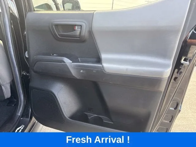 2023 Toyota Tacoma 4WD SR photo 13