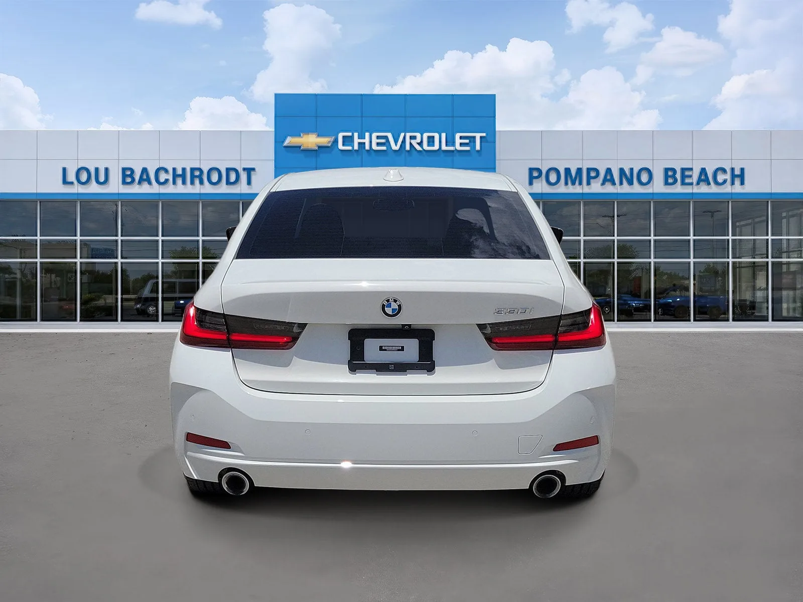2023 BMW 3 Series 330i photo 4