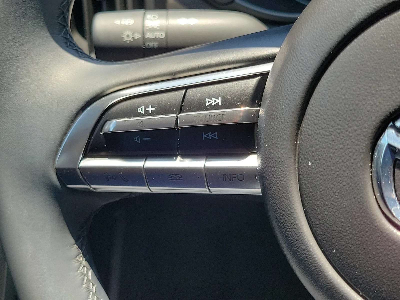 2026 Mazda CX-50 Hybrid Premium photo 29