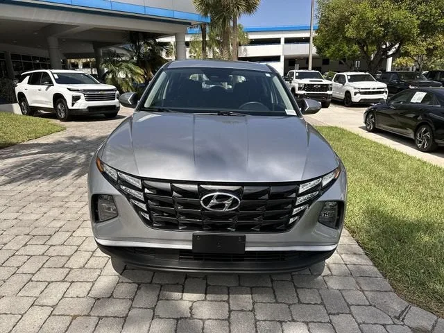 2024 Hyundai Tucson SE photo 18