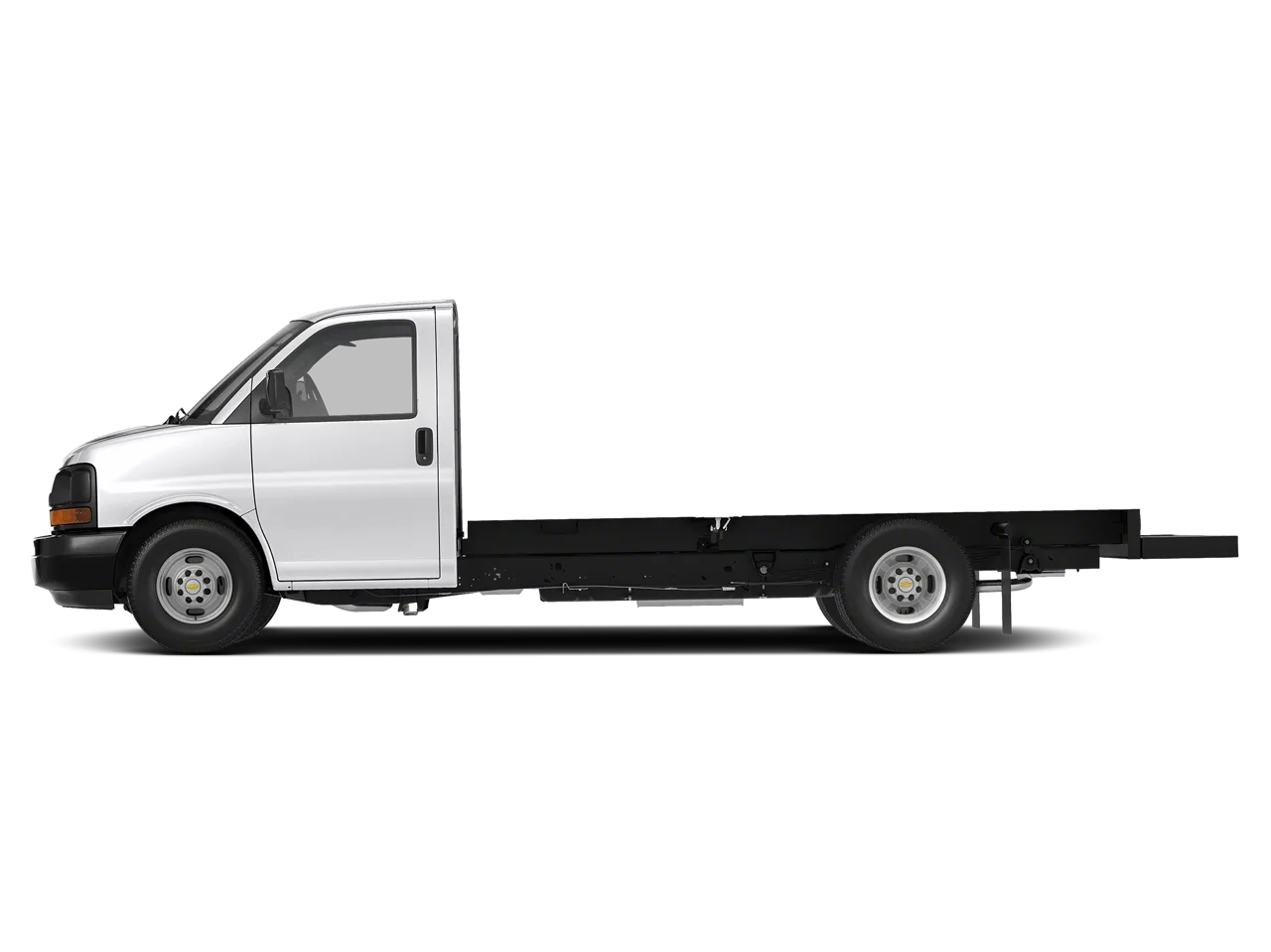 2015 Chevrolet Express Cutaway 3500 Base photo 2