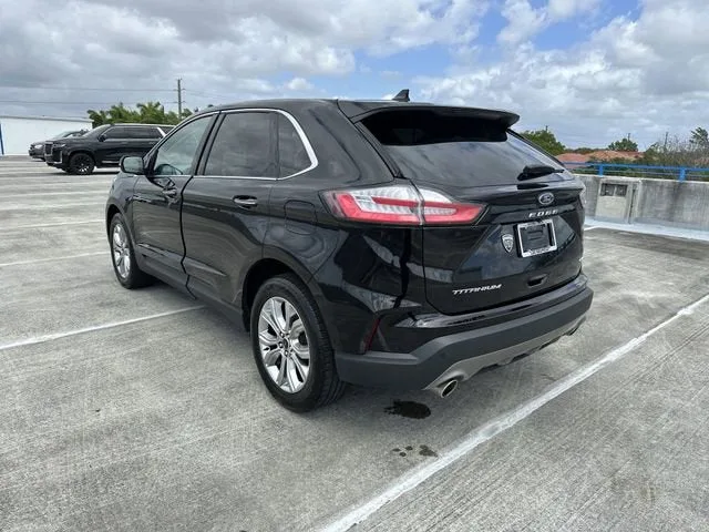 2024 Ford Edge Titanium photo 34