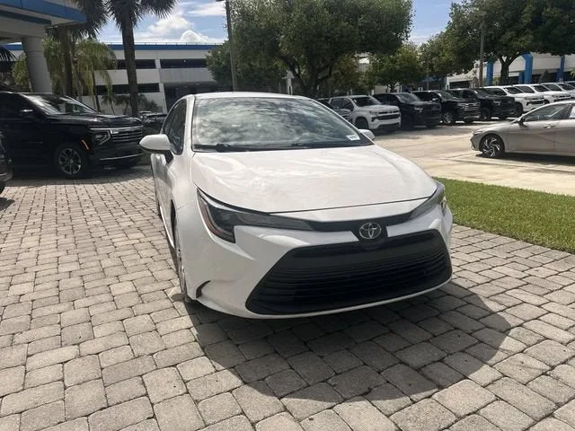 2024 Toyota Corolla LE photo 17