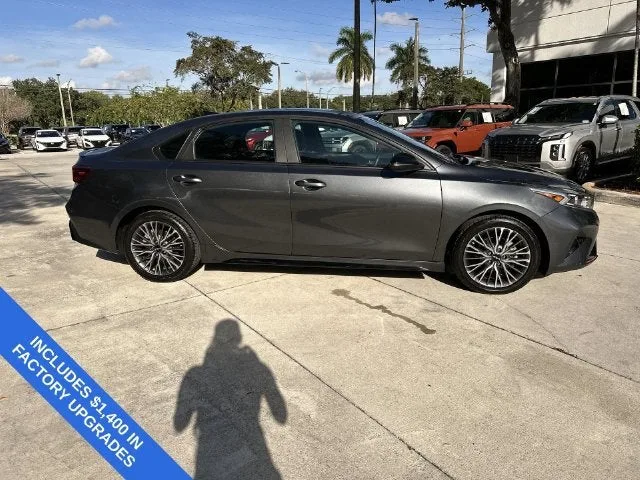 2024 Kia Forte GT-Line photo 14