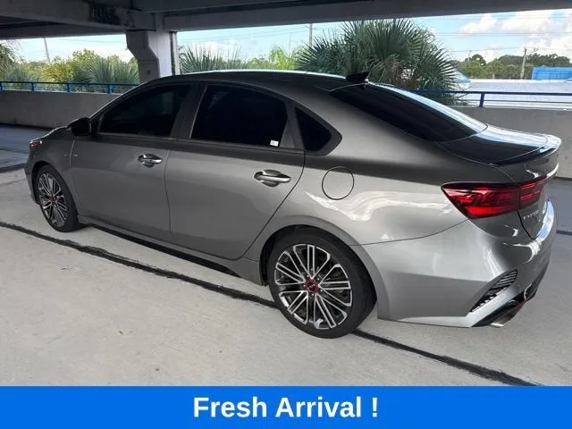 2022 Kia Forte GT photo 17