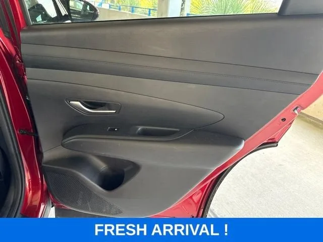 2025 Hyundai Tucson SEL photo 13