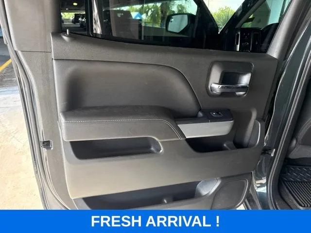 2017 Chevrolet Silverado 1500 LT photo 11