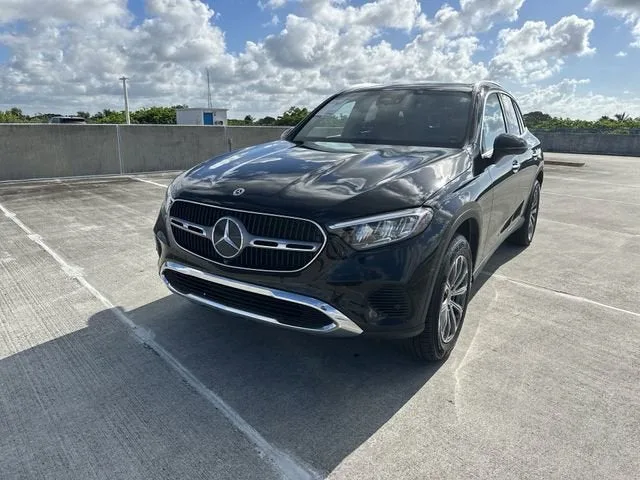 2023 Mercedes-Benz GLC GLC 300 photo 21