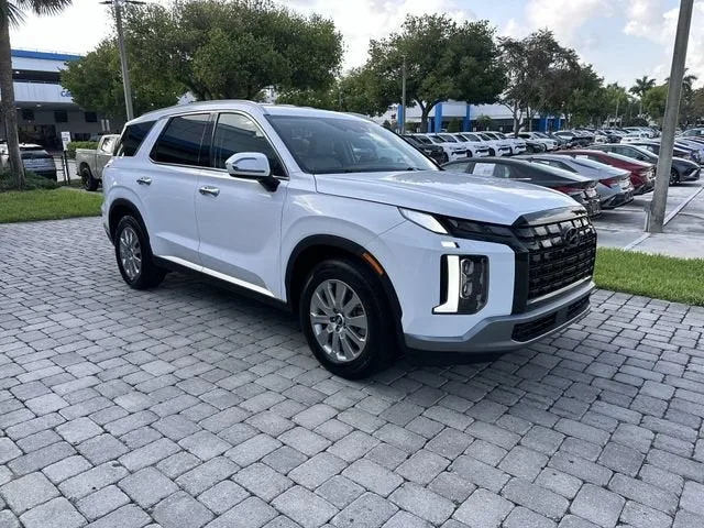 2025 Hyundai Palisade SEL photo 16