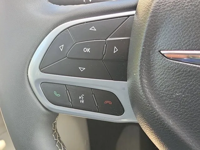 2023 Chrysler Voyager LX photo 25