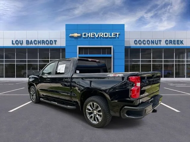 2023 Chevrolet Silverado 1500 RST photo 6