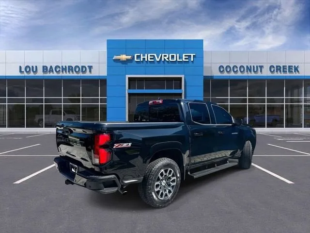 2024 Chevrolet Colorado Z71 photo 8