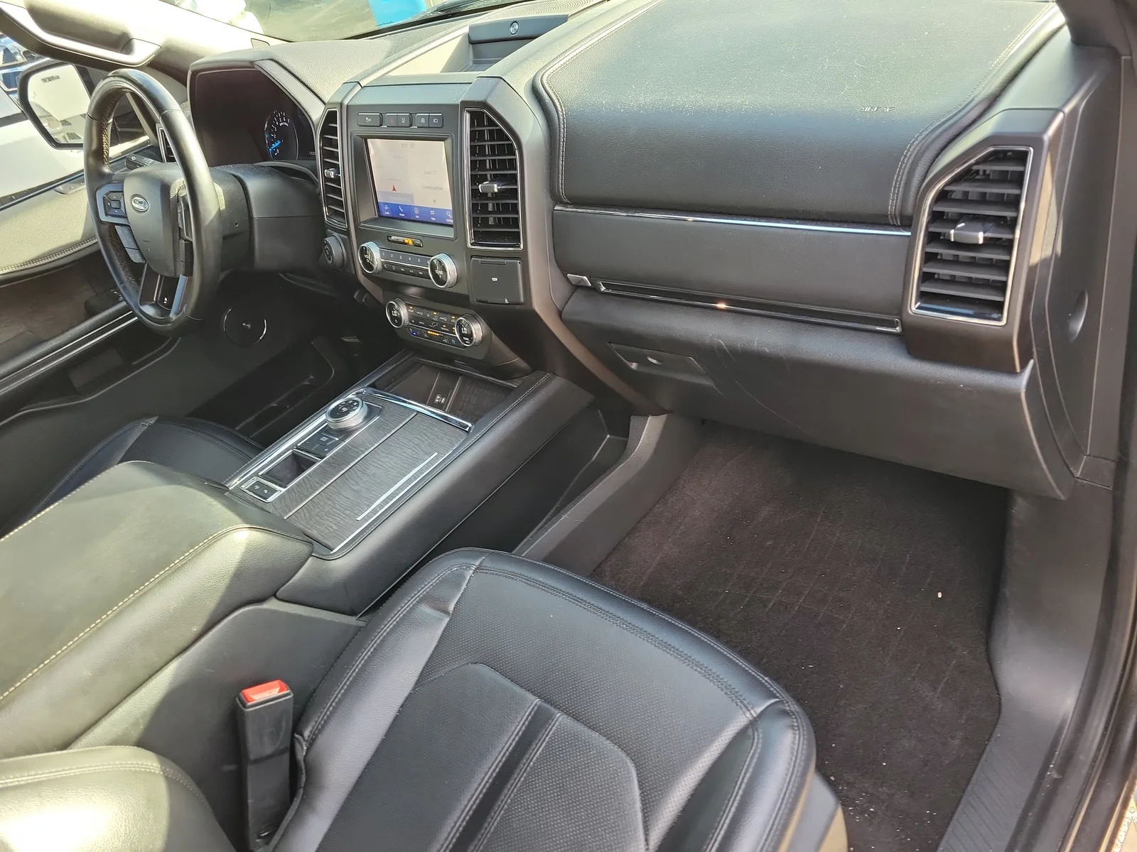 2021 Ford Expedition Limited photo 10