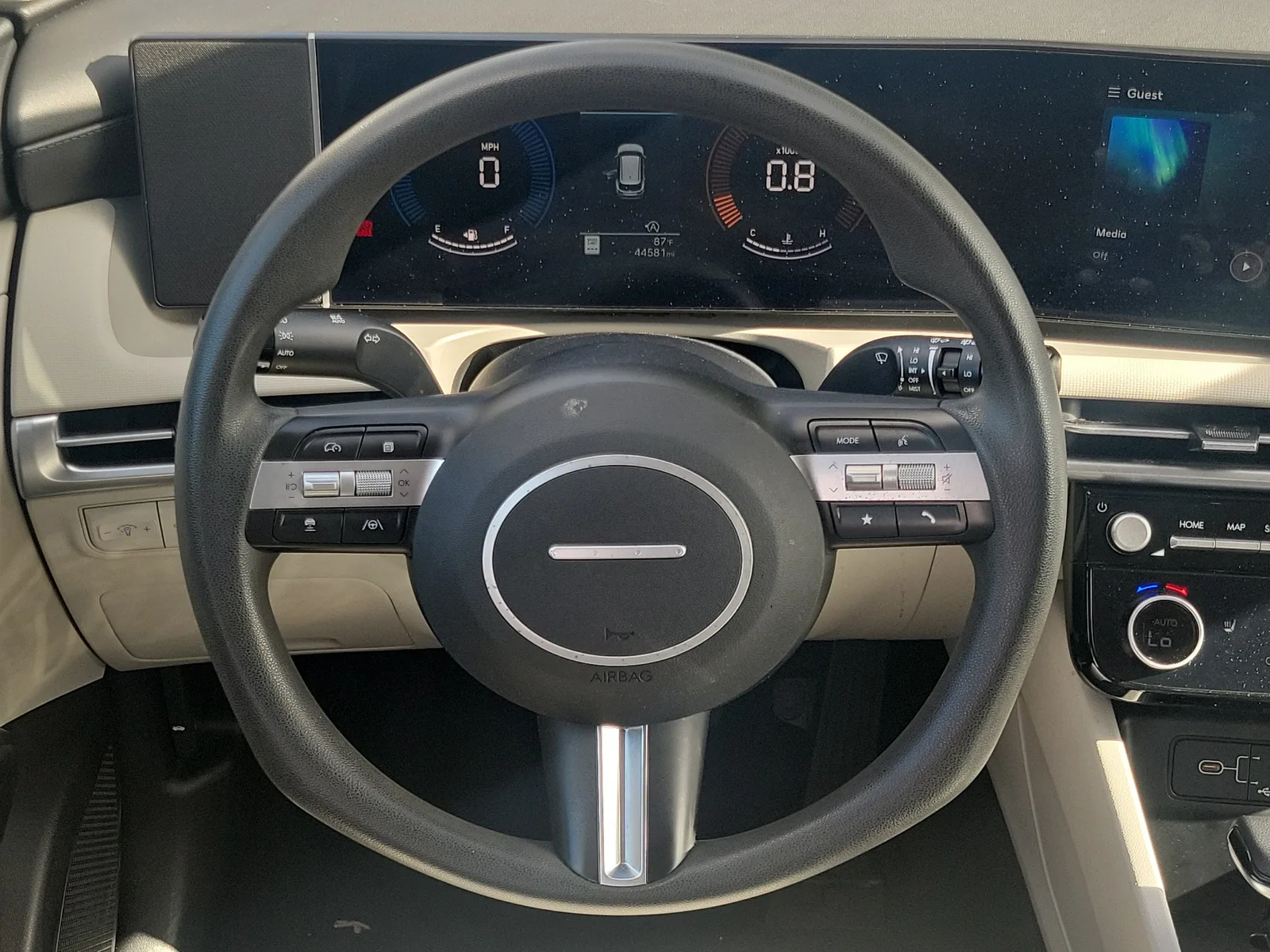 2025 Hyundai Tucson SEL photo 15