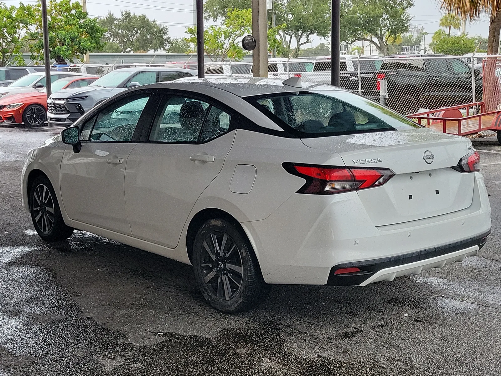 2024 Nissan Versa SV photo 3