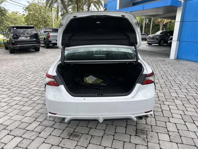 2024 Toyota Camry SE photo 28