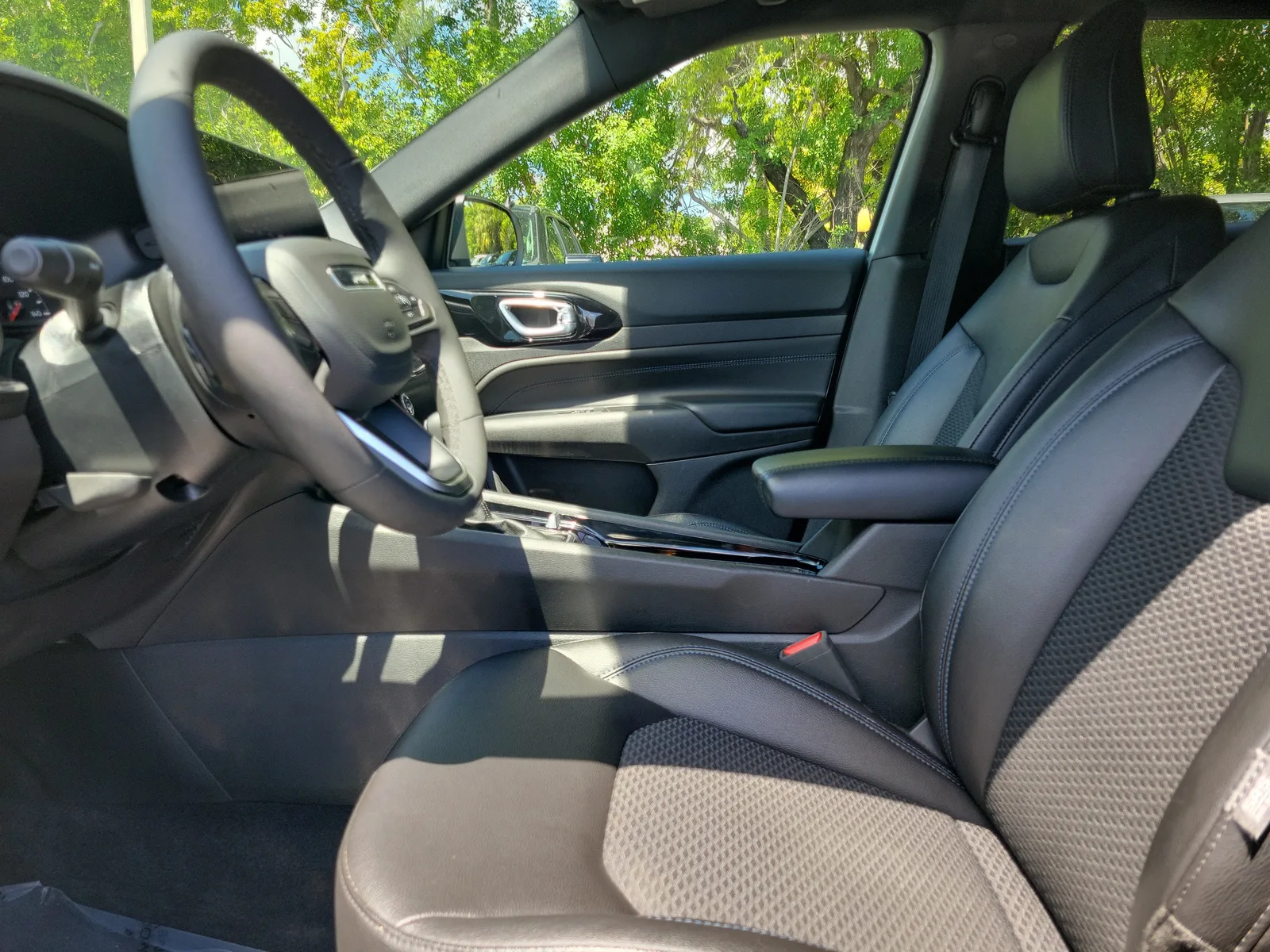 2025 Jeep Compass Latitude photo 20