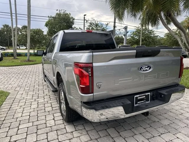 2025 Ford F-150 XLT photo 35