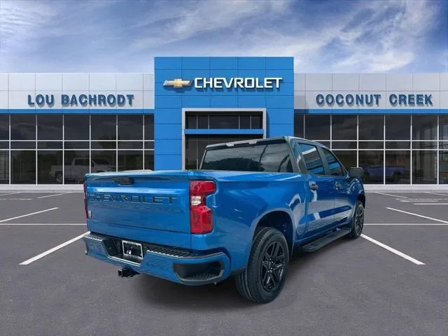 2022 Chevrolet Silverado 1500 Custom photo 8